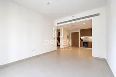 Elegant Apt | Community View | Modern Living