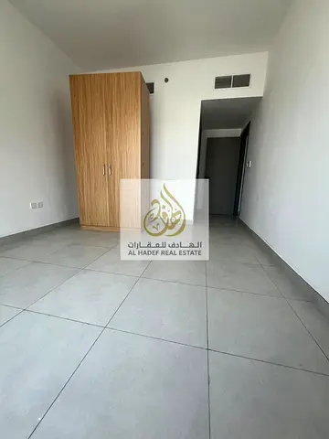 ايجار سنوي