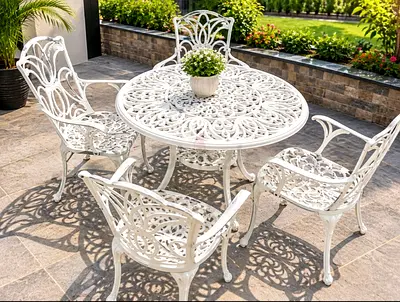 White Cast Aluminum Outdoor Garden Dining Set - Round Table + 4 Chairs