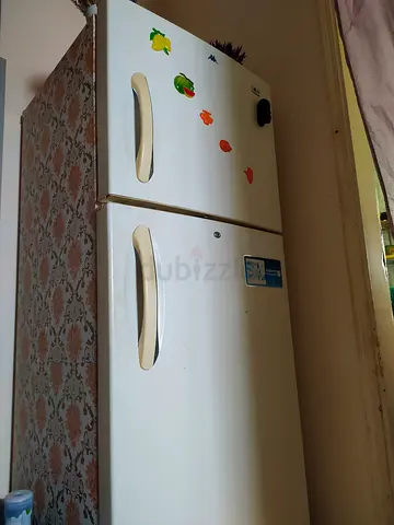 Used double-door refrigerator/freezer - compact white unit