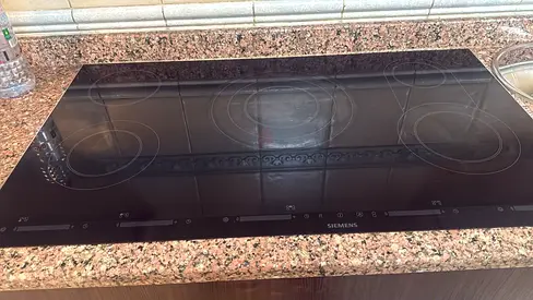 Siemens Electric Induction Cooktop 90cm Same Like New Condition