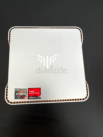 Compact Mini PC with AMD Ryzen 3 - Silver