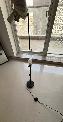 Floor lamp with foot switch