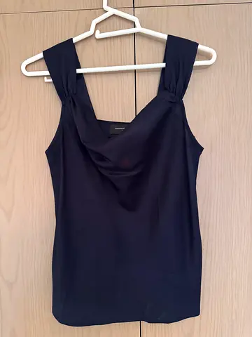 Banana Rebublic navy sleeveless top - size XS