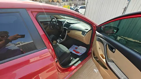 صورة 8 لـ 2013 Hyundai ELANTRA