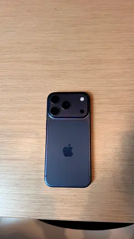 Iphone 17 pro 256 deep blue