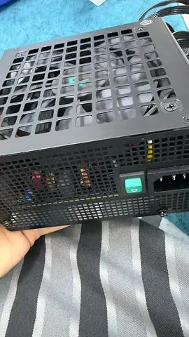Power supply 650W 120aed deepcool looks like new for 3060 and 4060 can run normally