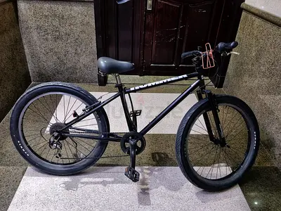 Hummer branded adult city/commuter bicycle - good condition