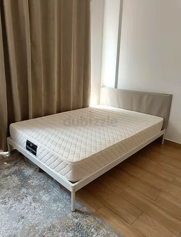 White metal bed frame with mattress - single/small double (good condition)