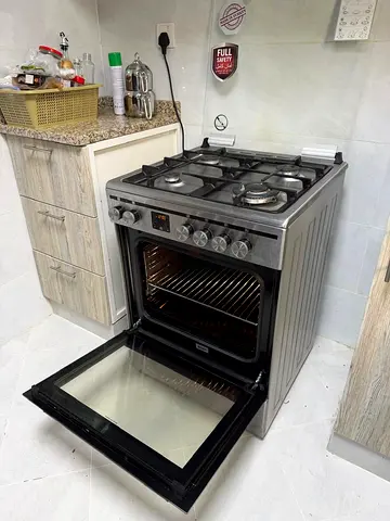 4 Burner Gas Range with Oven
