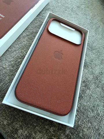 Apple iPhone 17 Pro Max TechWoven Case (MagSafe) - Sienna Brown, Brand New Unused