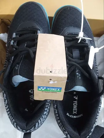 Men V100I Non-Marking Lace-Ups Badminton Shoes