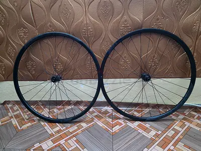 Syncros disc wheels set with sram hub