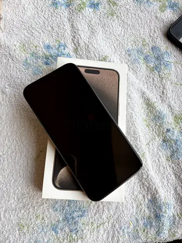 Iphone 15 pro max 256gb -UAE version