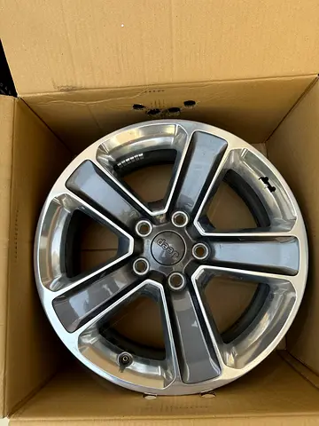4 Jeep Wrangler Rimses