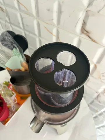 Hurom-style Slow Masticating Juicer - Good Working Condition