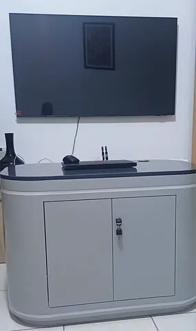 Strong TV cabinet with 100x70x60 cms