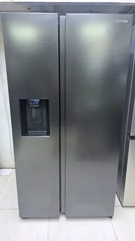 Samsung side by side Refrigerator like new with water dispenser &ice macker perfect working