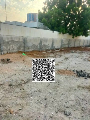 📍 للبيع: أرض سكنية مستقلة في الياسمين خلف جفت مارت | مع رخصة بناء سارية