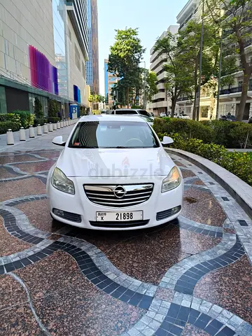 2013 Opel Insignia Standard GCC Specs with Excellent condition