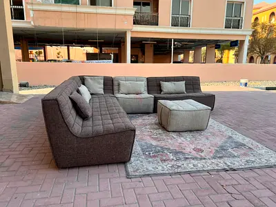 Top quality Huzaifa Corner Sofa Like new Condition