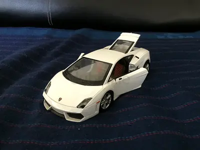 Maisto 1:24 Lamborghini Gallardo LP 560-4 Diecast Metal Model