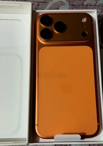I PHONE 17 PRO MAX 512 GB ORANGE COLOUR (PHYSICAL SIM) HK MODEL