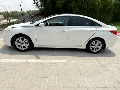 صورة 4 لـ 2012 Hyundai SONATA
