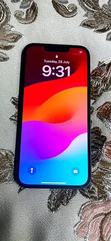 iPhone 13