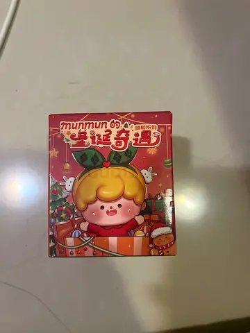 Cute Christmas-themed Mini Blind Box Collectible Figure (Sealed Box)