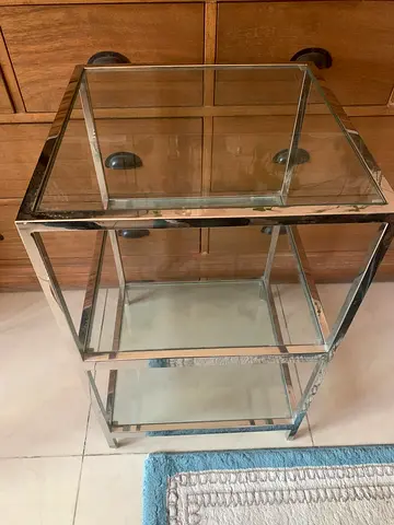 3-tier side table / display shelf