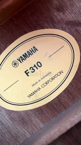 Yamaha F310 Acoustic Guitar - Made in Indonesia