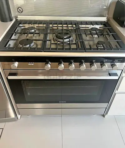 Free delivery Siemens 5-Burner Gas Cooker Italian 90 cm