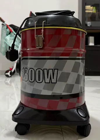 VACCUM CLEANER 1800W