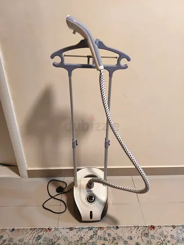 Olsenmark Garment Steamer, 1.1L - 360 Degree

Rotating Stand & Foldable Hanger - PP & ABS Material