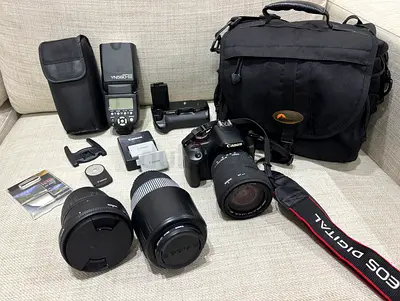 [Bundle] Canon 450D (Rebel XSi) + 3 Sigma Lenses + Flash + Grip + Charger + Bag