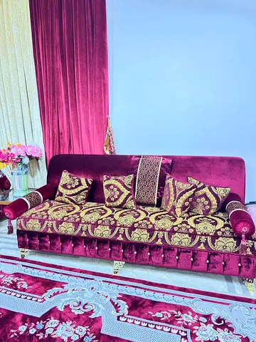Sofa Majlis set for sale in excellent condition