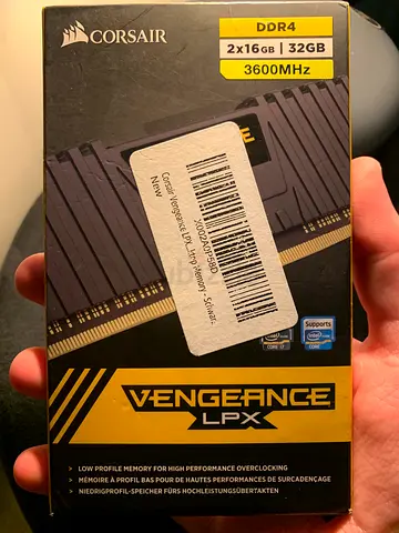 CORSAIR VENGEANCE LPX 32GB DDR4