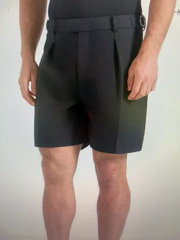 Men's Maniere De Voir Black Formal Pleated Shorts, Size M (size 32)