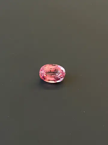 1ct Padparadscha Saphire from Sri Lanka - With Certificate