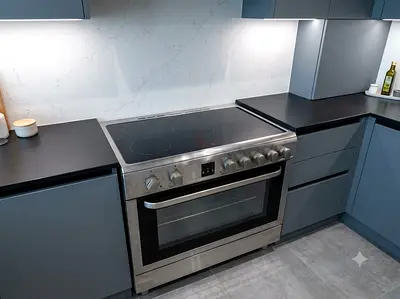 Hoover 90x60cm Electric Ceramic Cooker – 5-Burner | Digital Timer