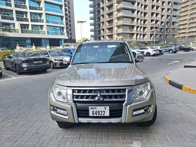 Well Maintained 2016 Mitsubishi Pajero GLS - GCC Specs