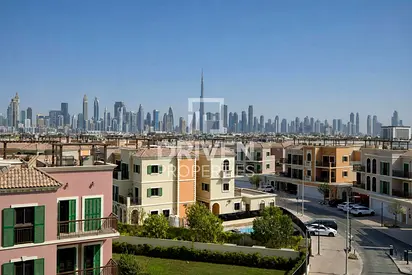 Open Skyline Views | Sophisticated Living