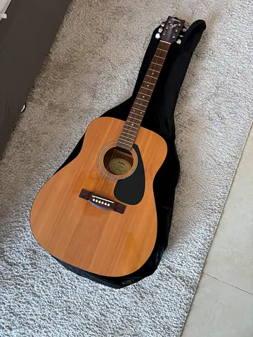 Yamaha Acoustic Guitar with Soft Case - Good Condition