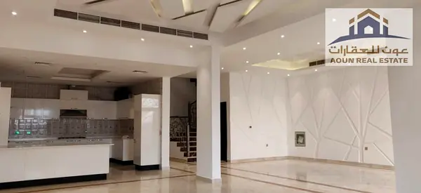 : 🏡 **Luxury Villa for Rent in Al Tai, Sharjah** 🛏️ **5 Spacious Bedrooms** 🍳 **Open Kitchen** 🛋️ **Spacious & Co