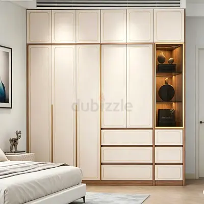 Modern Cream Wardrobe with Built-in Display Shelf and Drawers