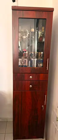 Small bar/crockery cupboard