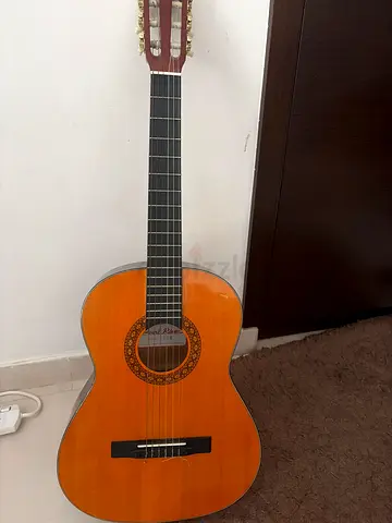 Classic nylon-string acoustic guitar - good condition
