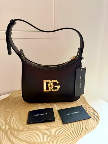 Dolce & Gabbana DG Logo Shoulder Bag in Black Leather