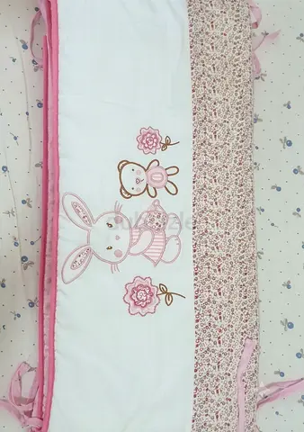 Baby cot bumper